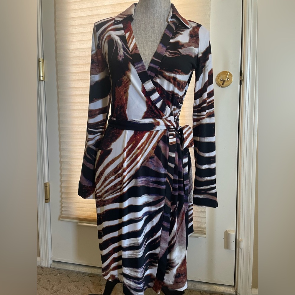 Calvin Klein Long Sleeve Bold Print Wrap Dress